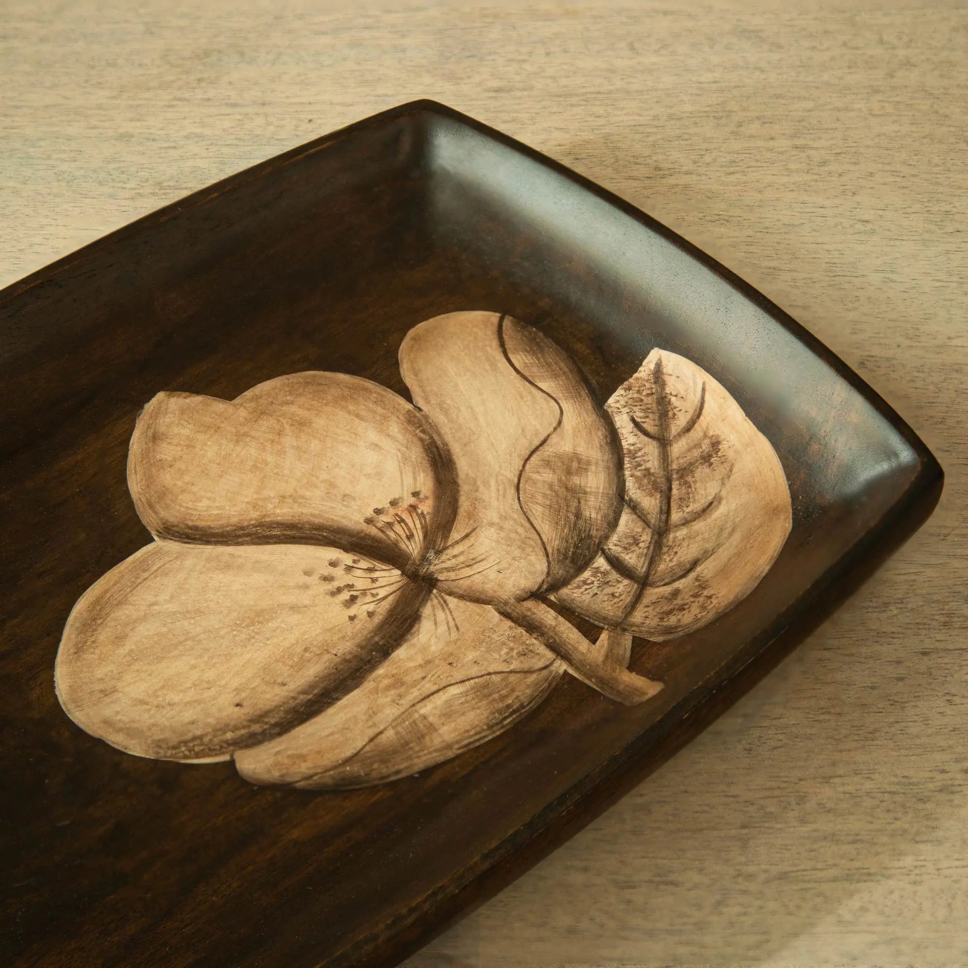Magnolia Wooden Platter - Large